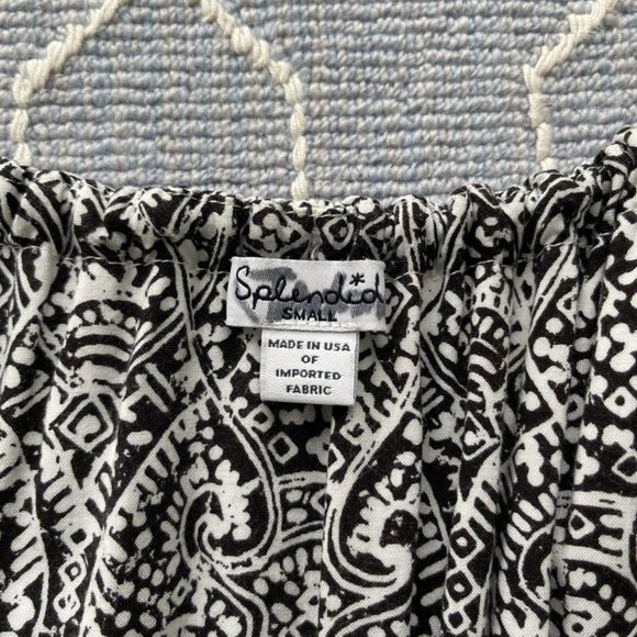 Splendid Black and White Paisley V-Neck Crossover Romper Size Small - Picture 4 of 4
